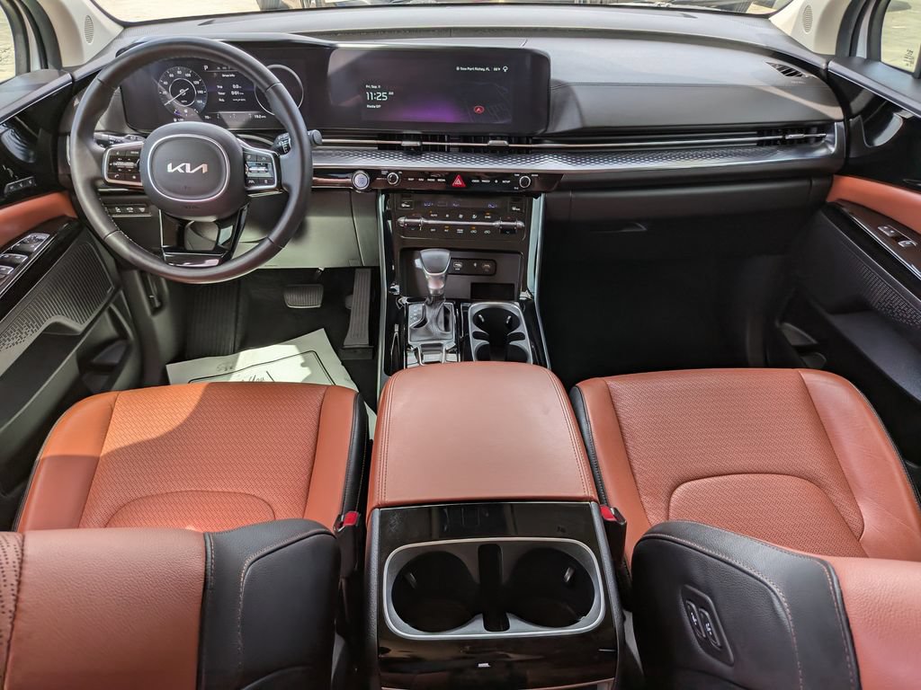 Certified 2024 Kia Carnival SX Prestige FWD image 15