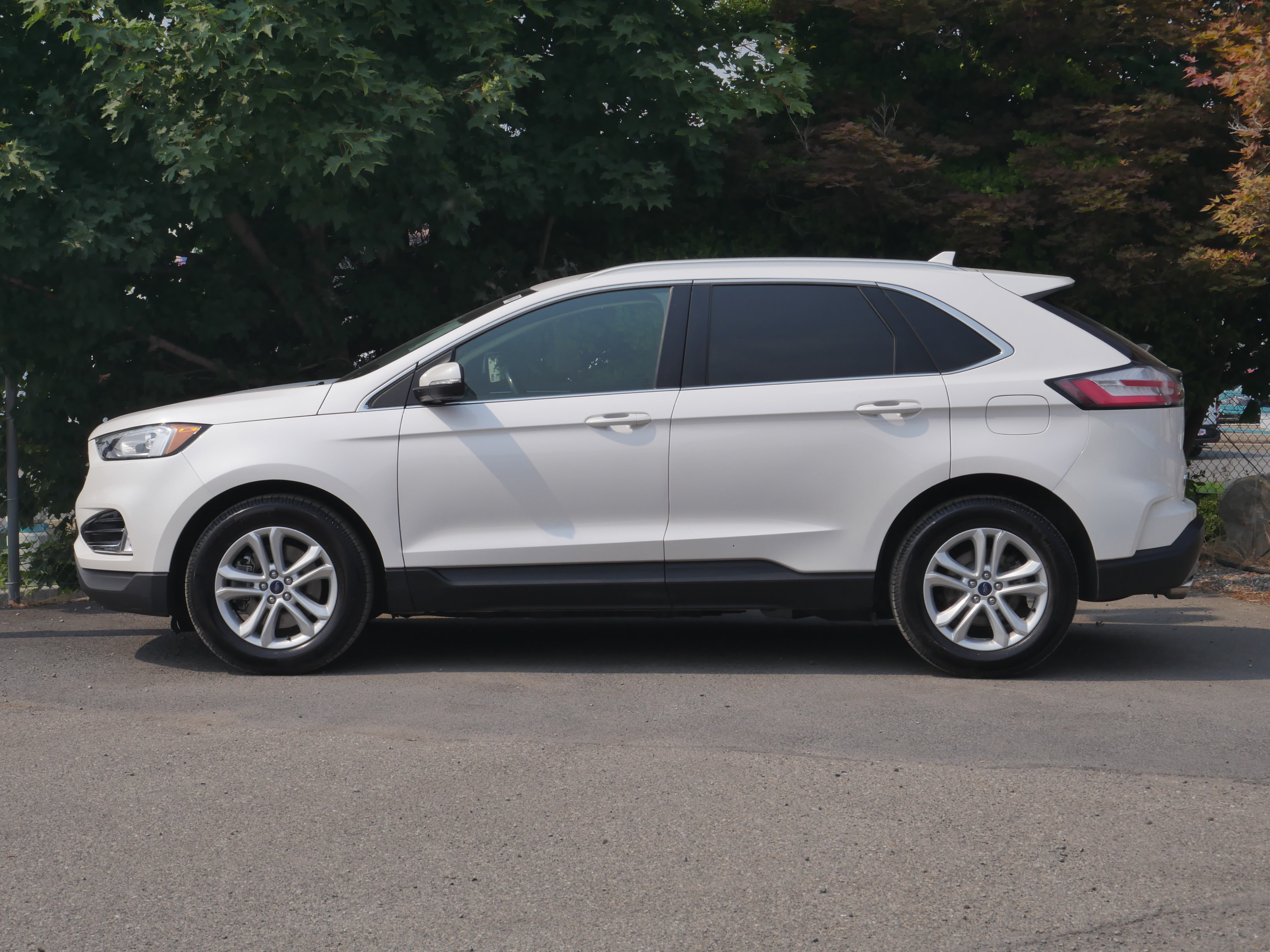 Used 2019 Ford Edge SEL w/ Equipment Group 201A AWD/4WD image 15