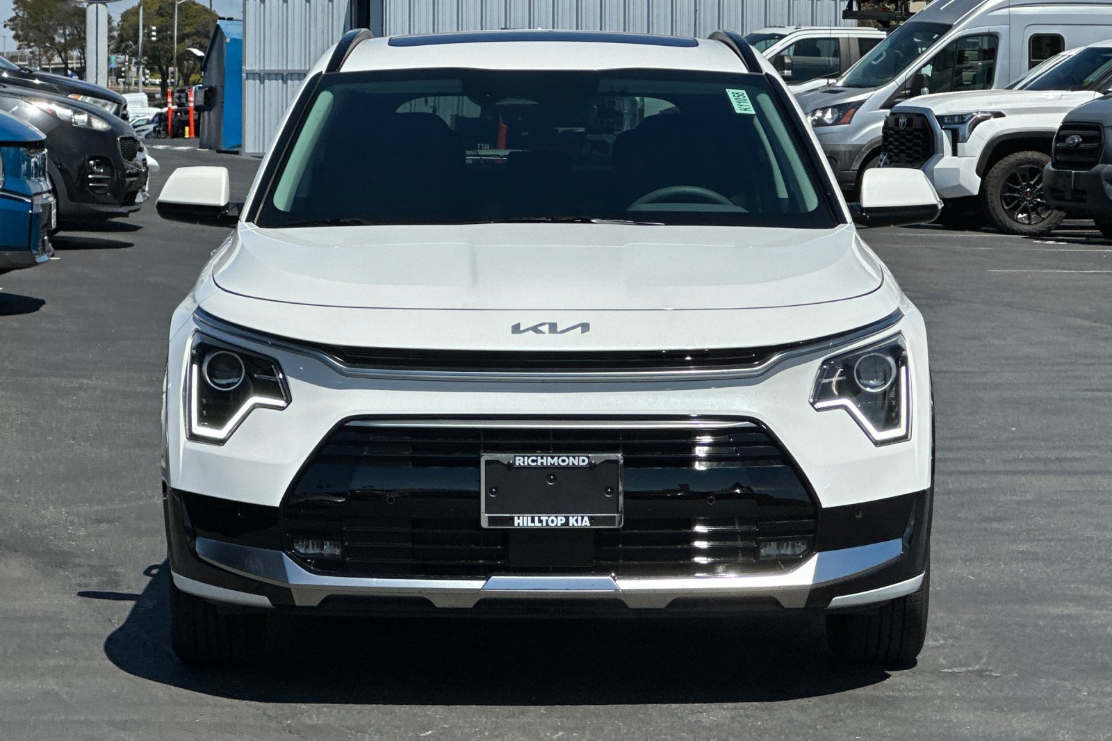 New 2026 Kia Niro FWD image 9