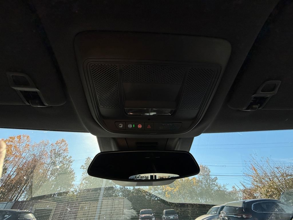 New 2026 Chevrolet Equinox EV LT image 27