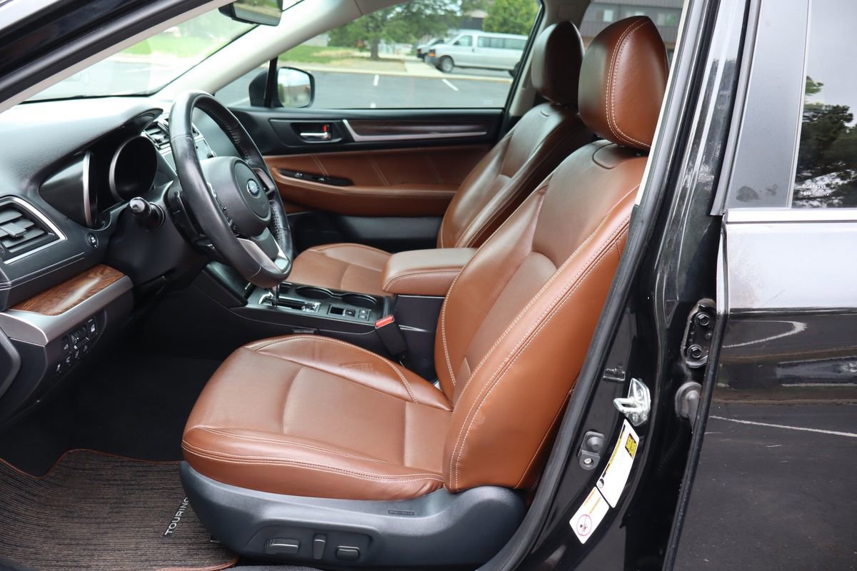 Used 2018 Subaru Outback 2.5i Touring w/ Popular Package #3 AWD/4WD image 19