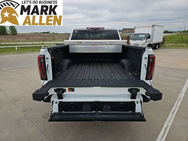 Used 2025 GMC Sierra 2500 AT4X w/ AT4X AEV Edition AWD/4WD image 26