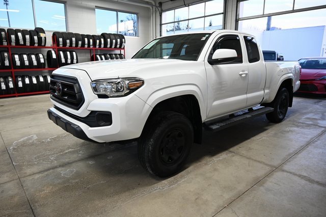 Used 2022 Toyota Tacoma SR image 8