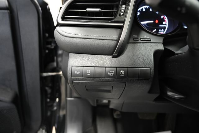 Used 2022 Toyota Camry SE image 25