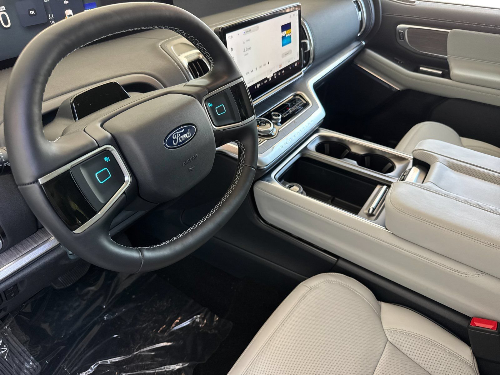 New 2026 Ford Expedition Platinum w/ Platinum Ultimate Package AWD/4WD image 10