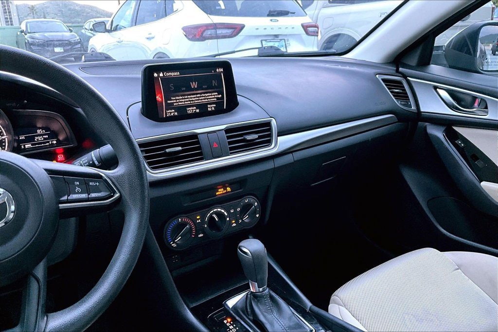 Used 2017 MAZDA MAZDA3 Sport FWD image 6