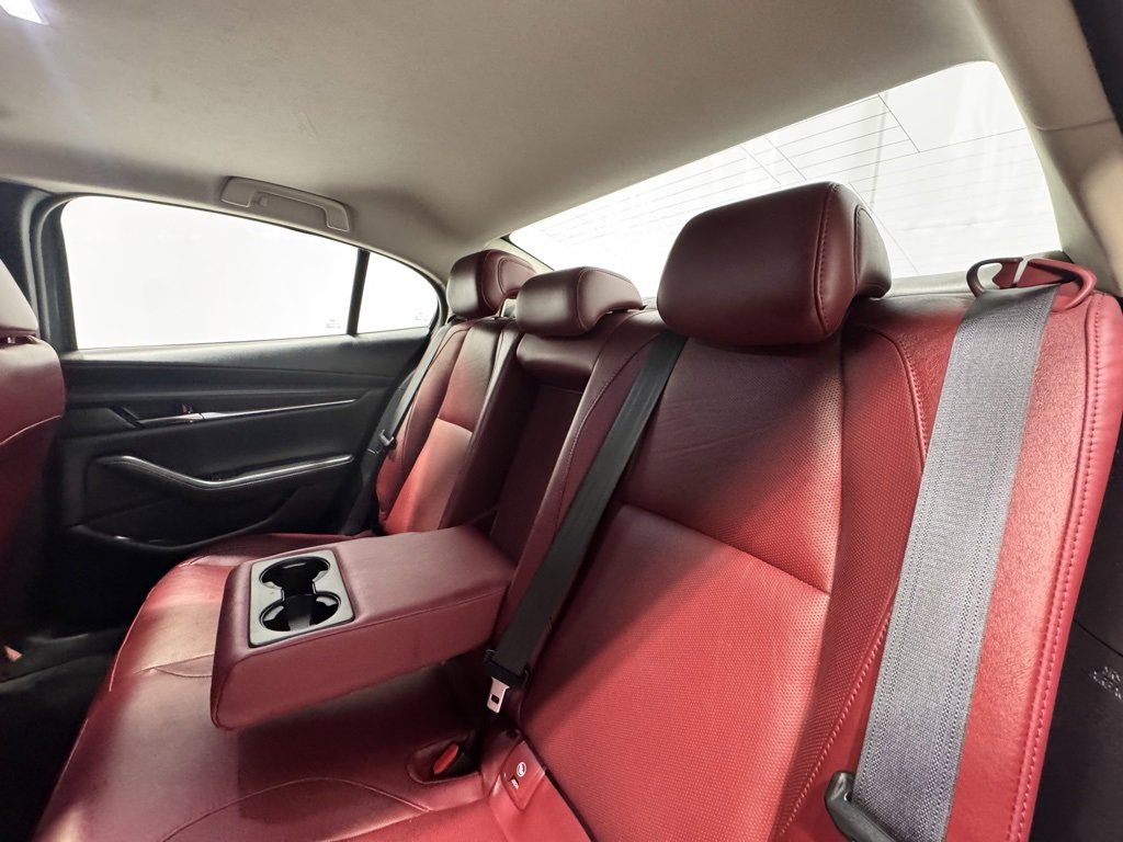 Used 2023 MAZDA MAZDA3 s image 23