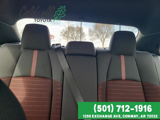 Used 2025 Toyota Corolla SE w/ SE Premium Package image 21
