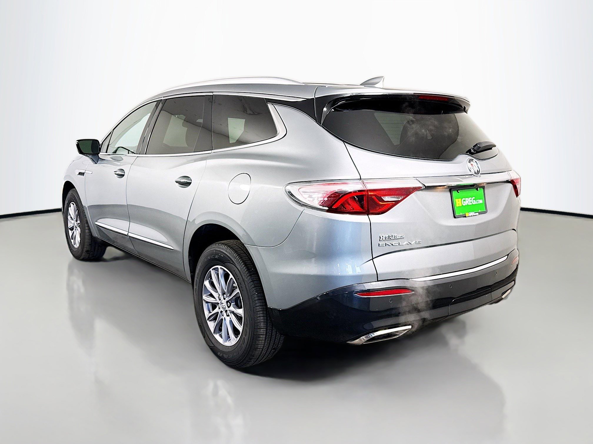 Used 2024 Buick Enclave Essence FWD image 7
