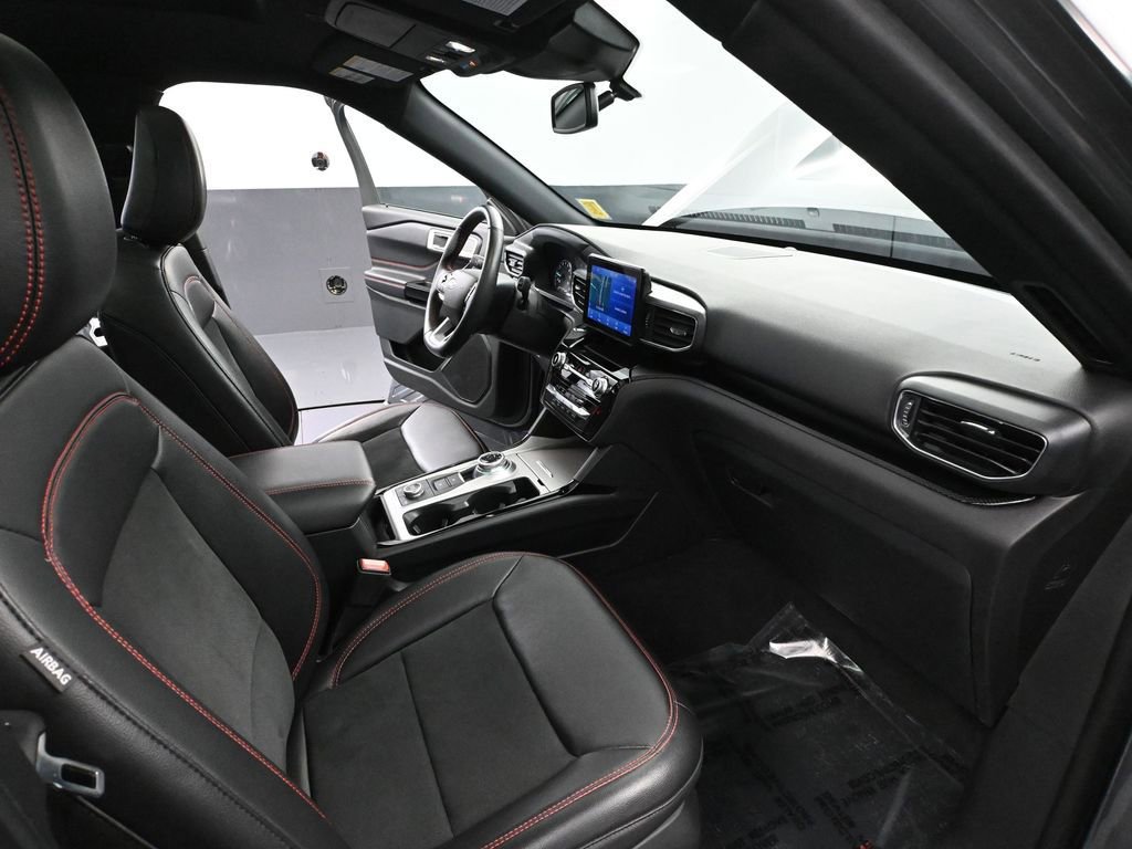 Used 2022 Ford Explorer ST-Line w/ Class IV Trailer Tow Package image 54