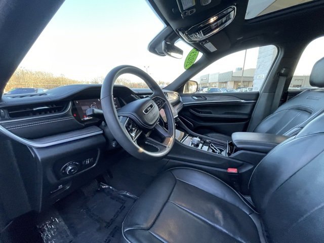 Used 2023 Jeep Grand Cherokee L Overland image 28