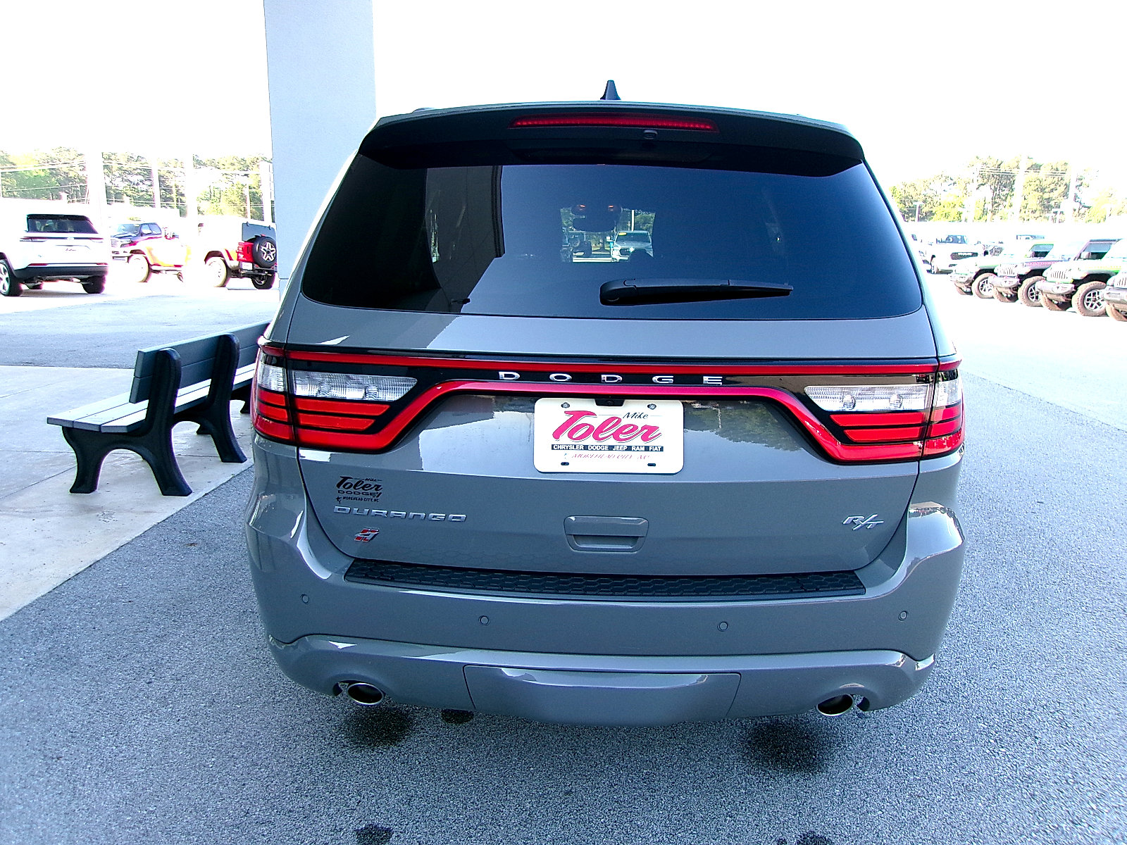 Used 2025 Dodge Durango R/T AWD/4WD image 23