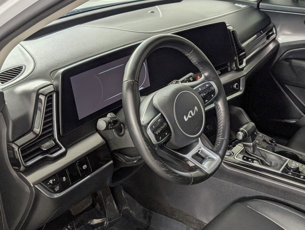 Used 2023 Kia Sportage SX image 12
