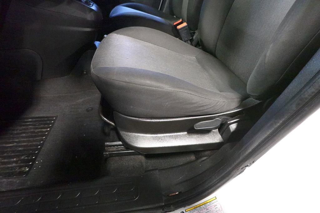 Used 2016 RAM ProMaster City Tradesman SLT w/ Rear Back-up Camera Group image 10