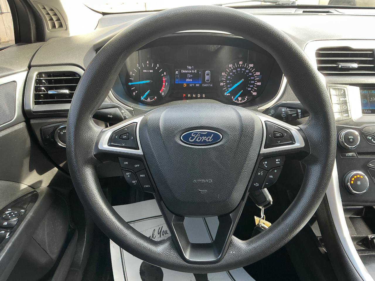 Used 2014 Ford Fusion SE image 21