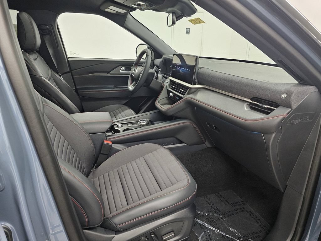 New 2027 Ford Explorer ST-Line w/ Premium Package AWD/4WD image 22
