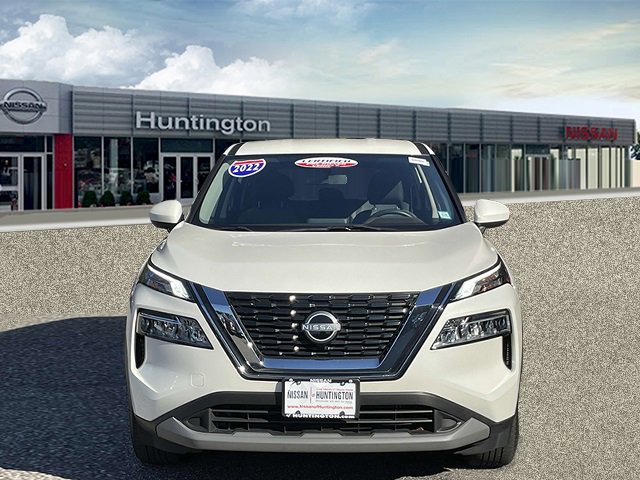 Certified 2023 Nissan Rogue SV image 2