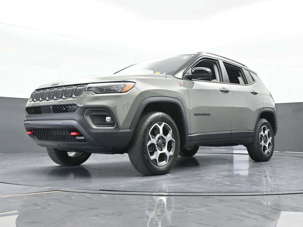 Used 2022 Jeep Compass Trailhawk w/ Trailhawk Elite Group image 52