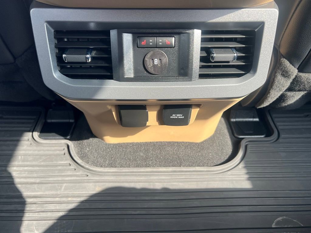 Used 2024 Ford F250 4x4 Crew Cab Super Duty image 25