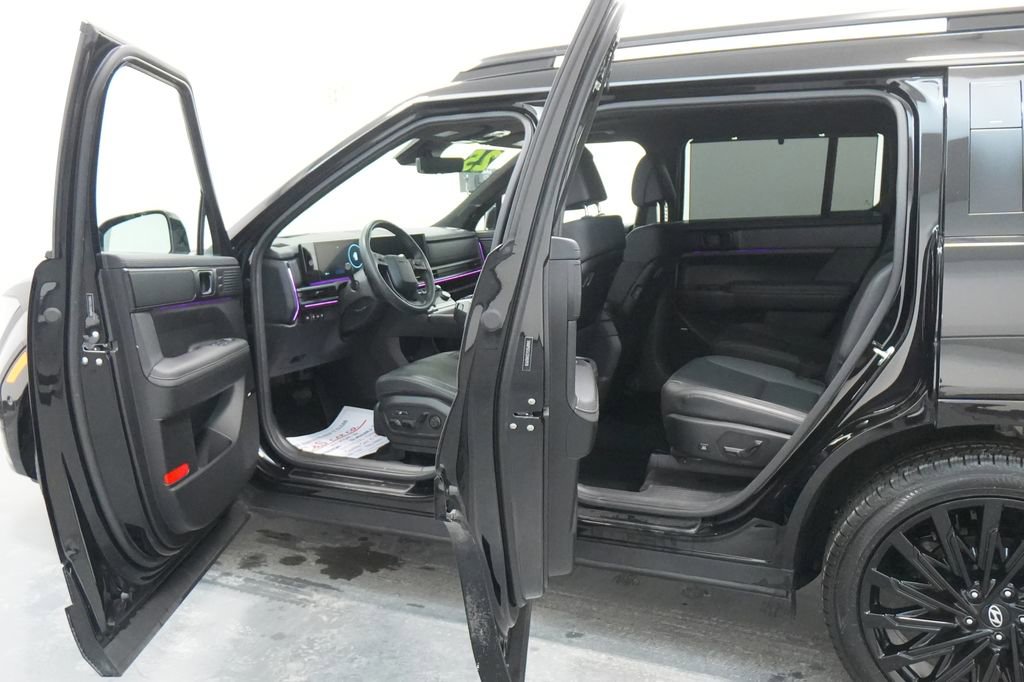 Used 2025 Hyundai Santa Fe Calligraphy image 29