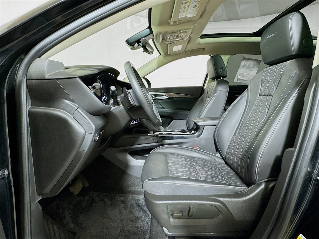 Certified 2023 Buick Envision Avenir image 20