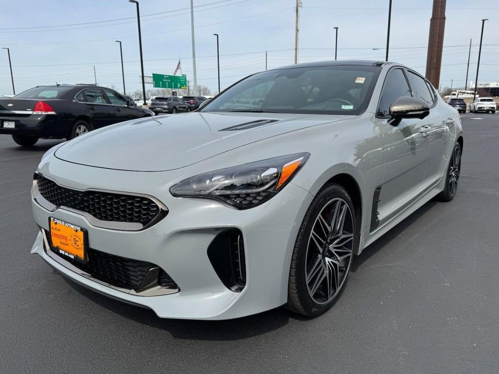 Used 2023 Kia Stinger GT2 image 8