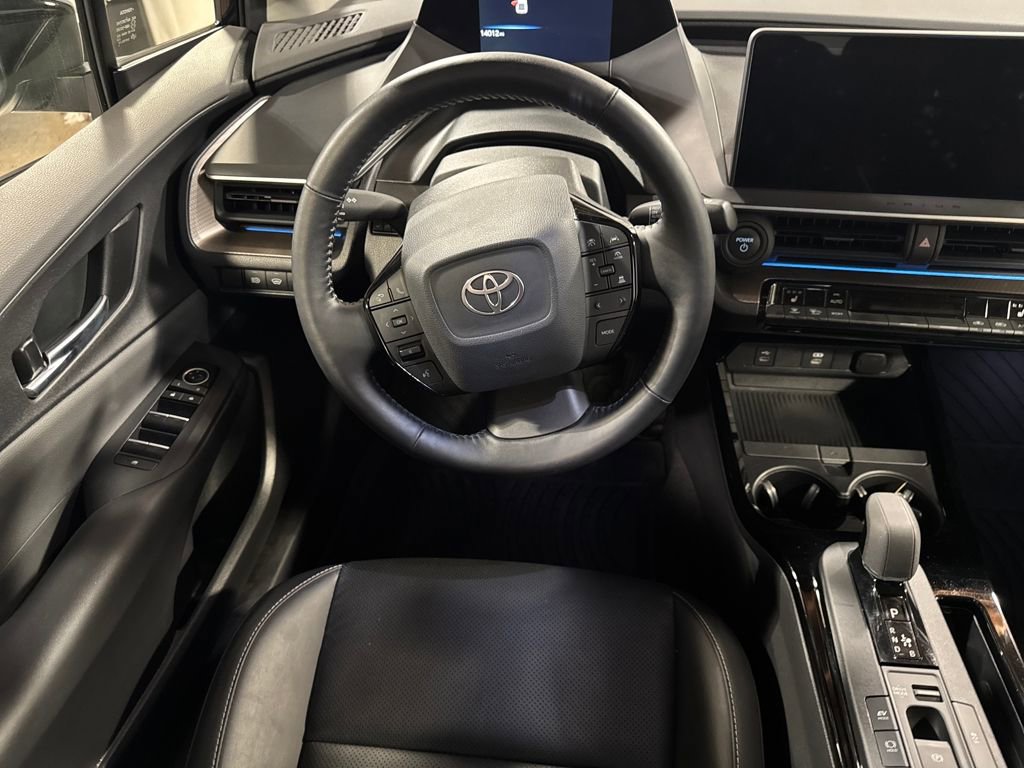 Used 2024 Toyota Prius XLE image 24