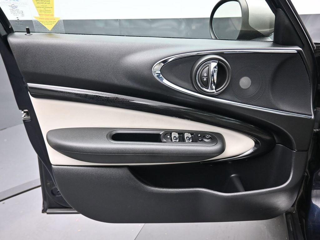 Used 2020 MINI Cooper Clubman S w/ Driver Assistance Package image 9