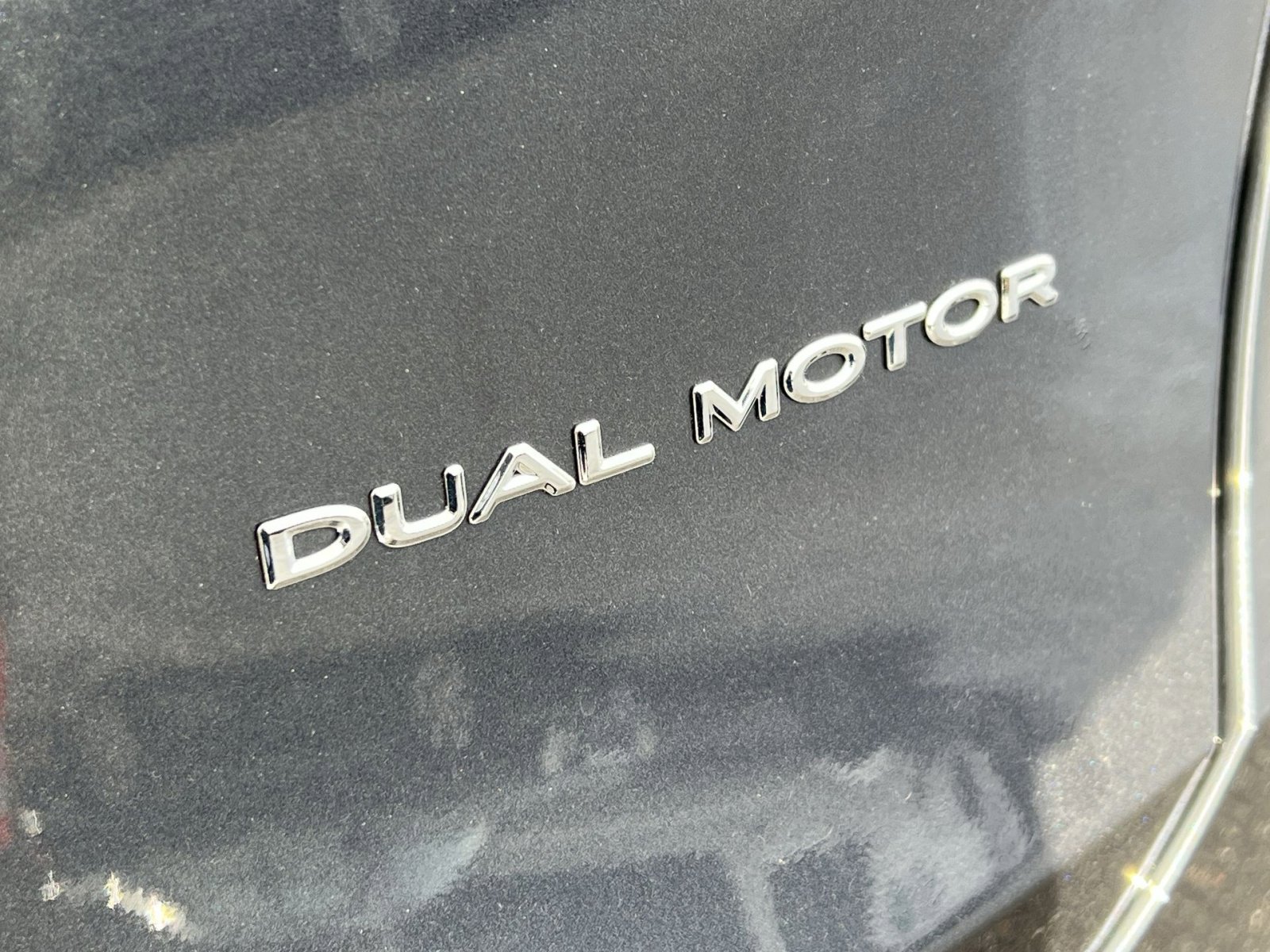 Used 2022 Tesla Model Y Long Range image 28