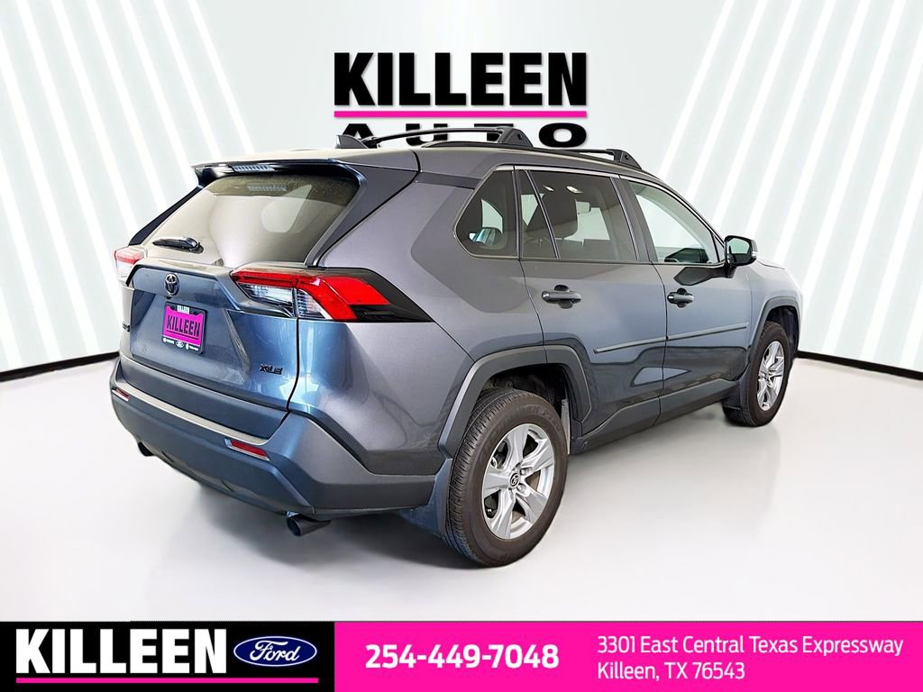Used 2025 Toyota RAV4 XLE FWD image 8