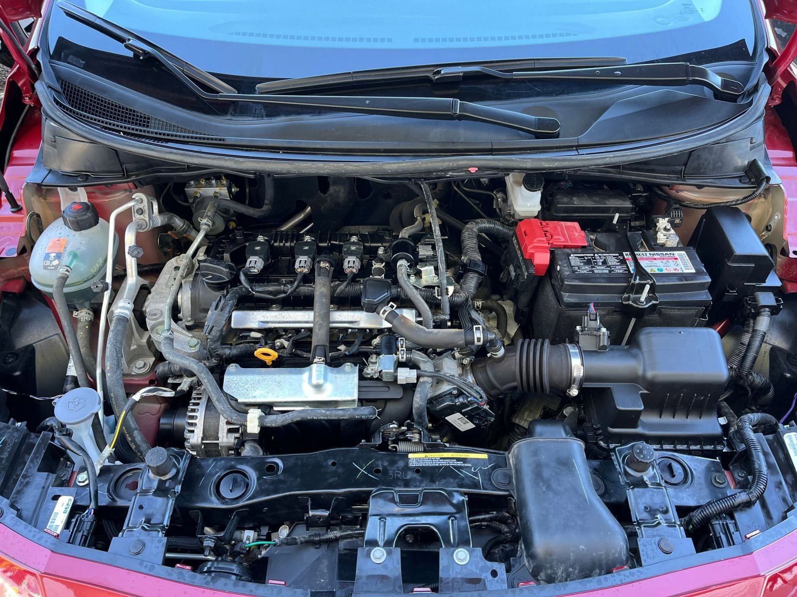 Used 2025 Nissan Versa SV image 28