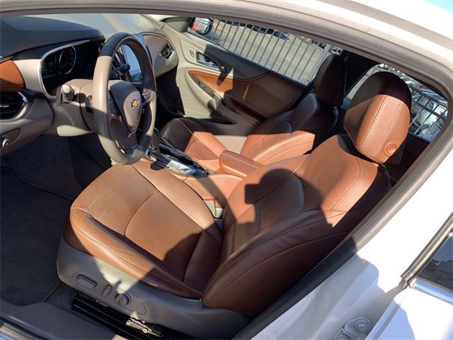 Used 2016 Chevrolet Malibu Premier w/ Driver Confidence Package image 18