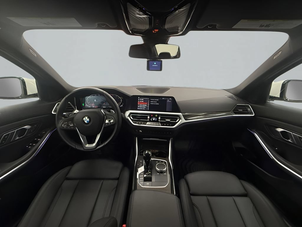 Used 2021 BMW 330i Sedan w/ Convenience Package RWD image 17