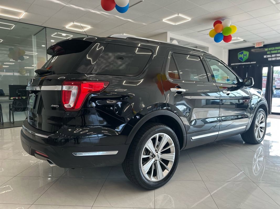 Used 2019 Ford Explorer Limited w/ Class III Trailer Tow Package AWD/4WD image 12