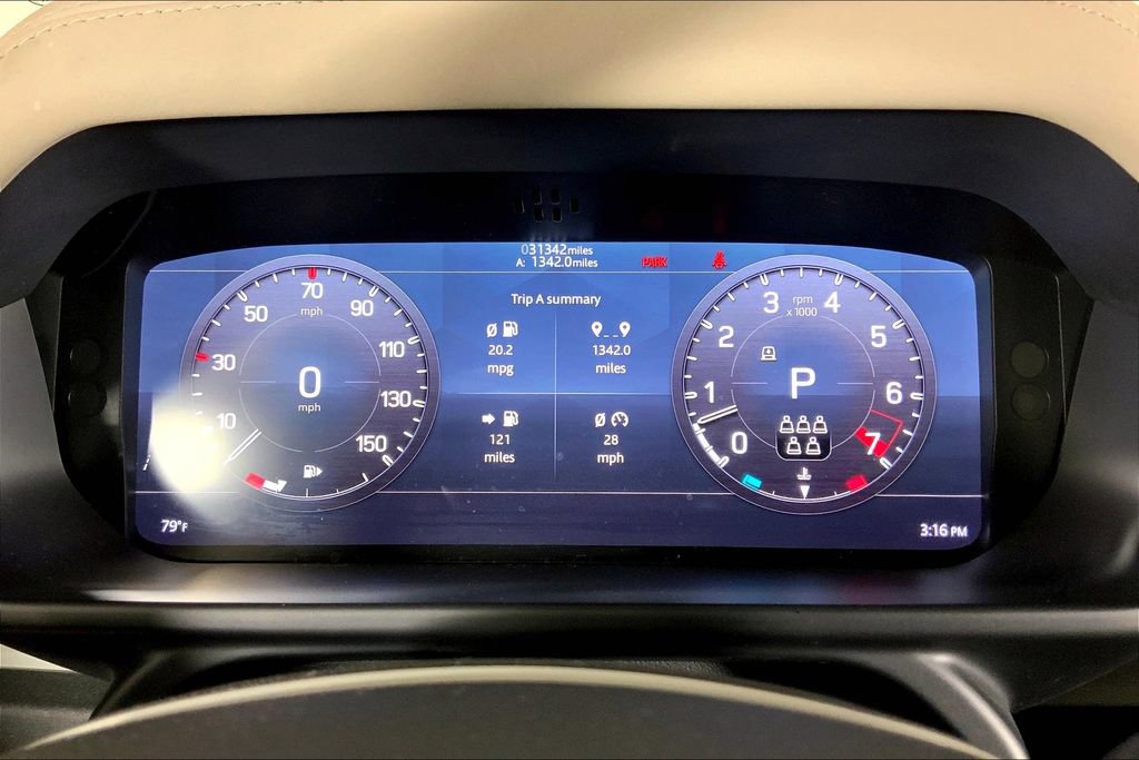 Used 2022 Land Rover Defender 110 SE image 20