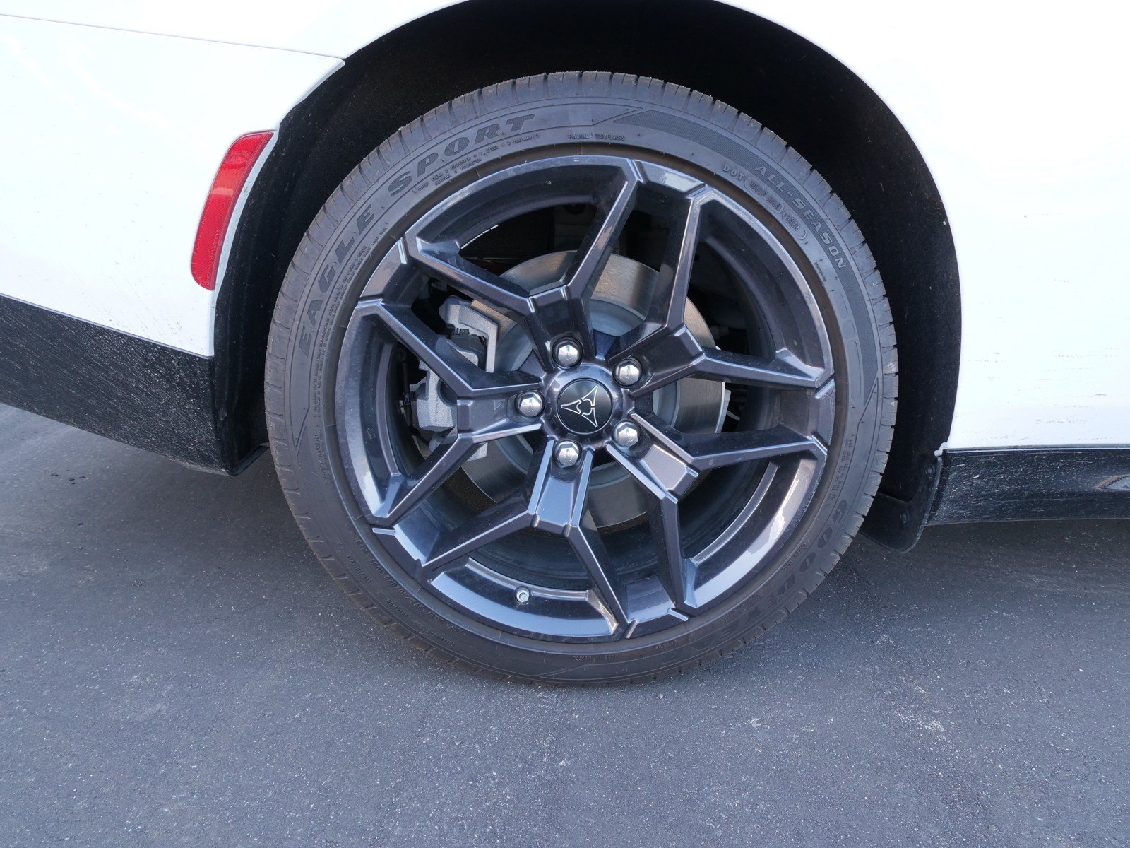 Used 2024 Dodge Charger Daytona R/T w/ Plus Group AWD/4WD image 10