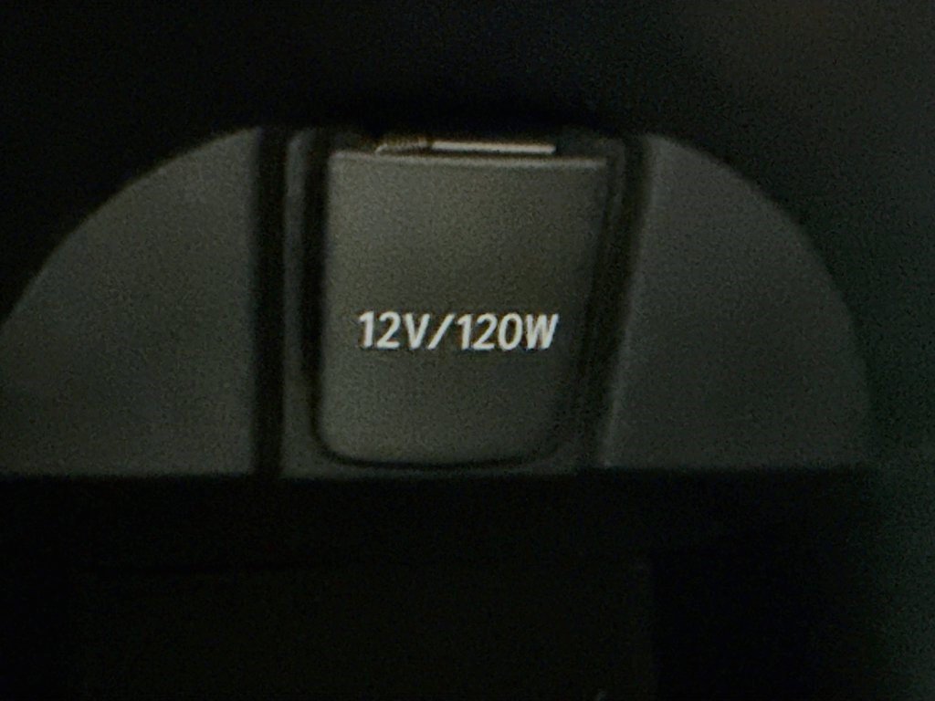 Used 2022 Toyota C-HR Limited FWD image 41