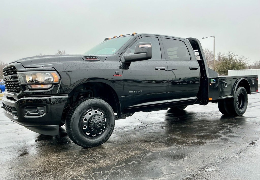 Used 2024 RAM 3500 Big Horn w/ Night Edition image 7