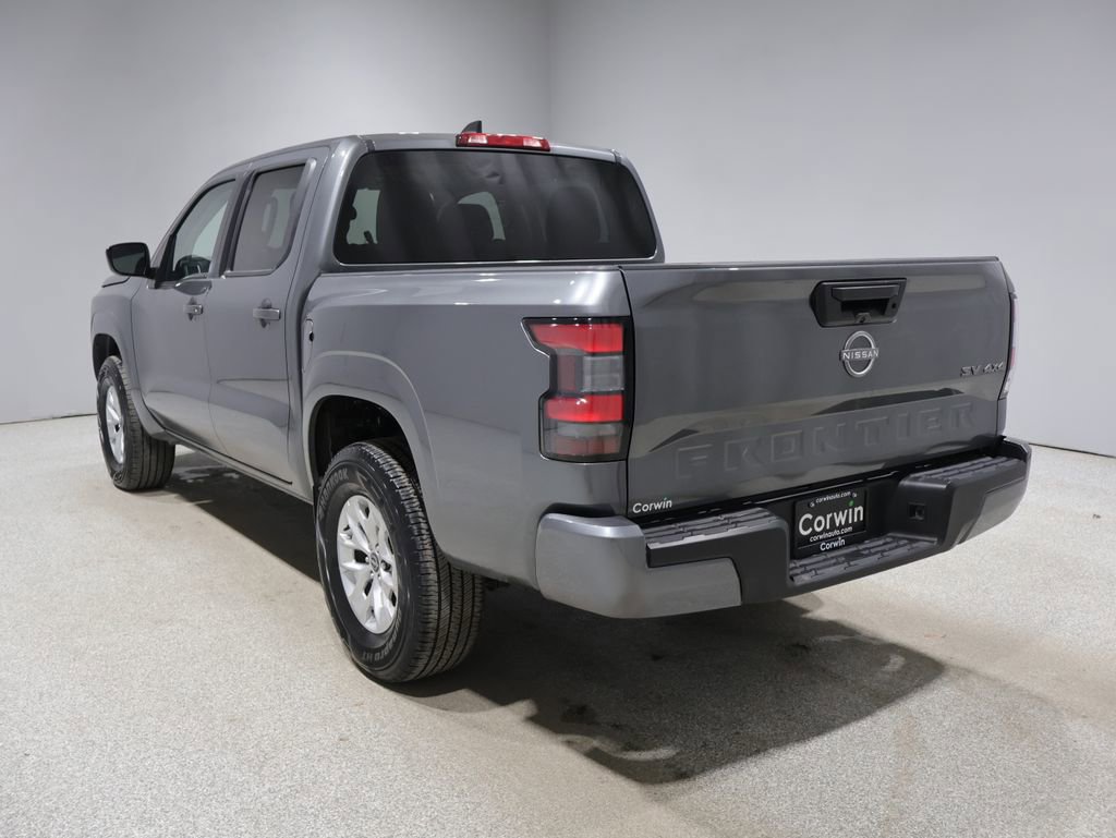 Used 2024 Nissan Frontier SV image 5