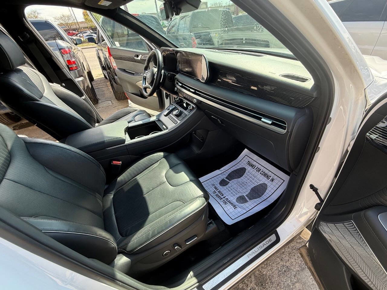 Used 2024 Hyundai Palisade Calligraphy image 16