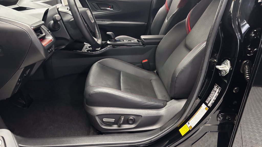 Certified 2023 Toyota Prius Prime FWD image 11