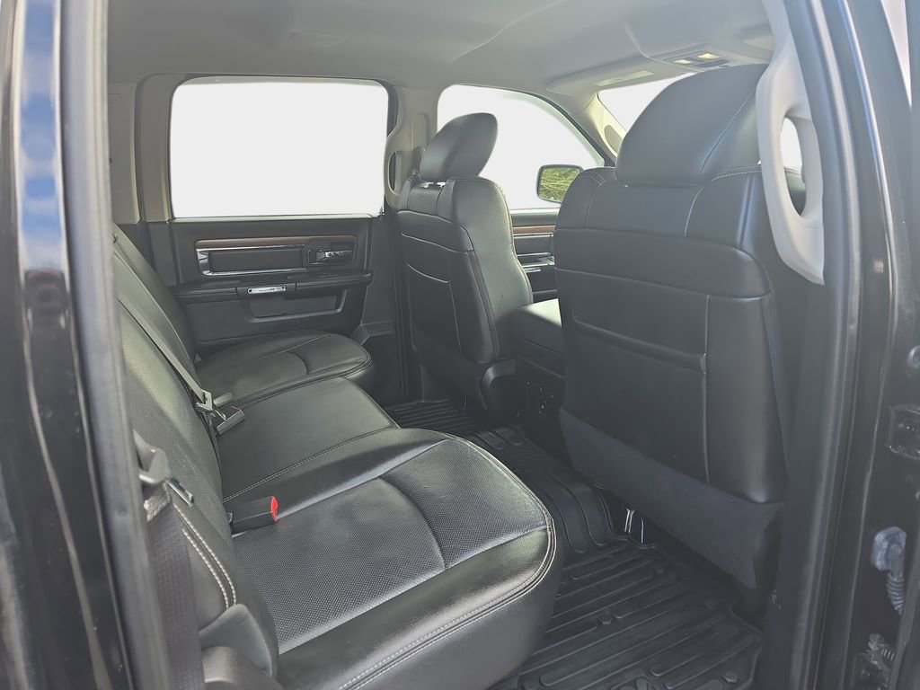 Used 2014 RAM 1500 Laramie w/ Convenience Group image 11