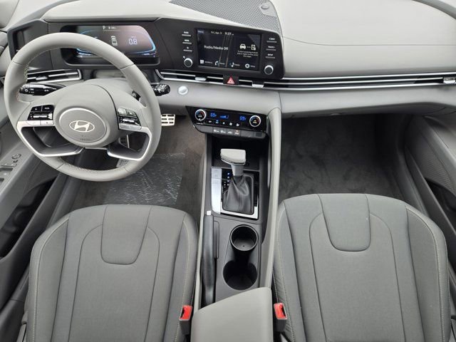 Certified 2026 Hyundai Elantra Sport FWD image 26