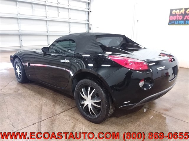 Used 2006 Pontiac Solstice Convertible w/ Premium Package RWD image 6