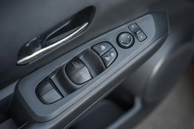 Used 2024 Nissan Kicks SV image 37