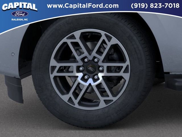 New 2026 Ford Expedition Active image 19