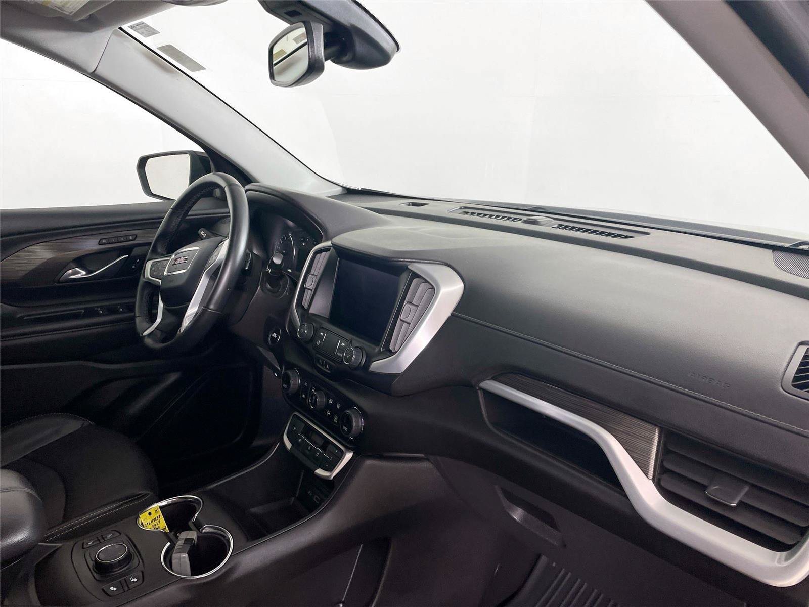 Used 2024 GMC Terrain SLT AWD/4WD image 27