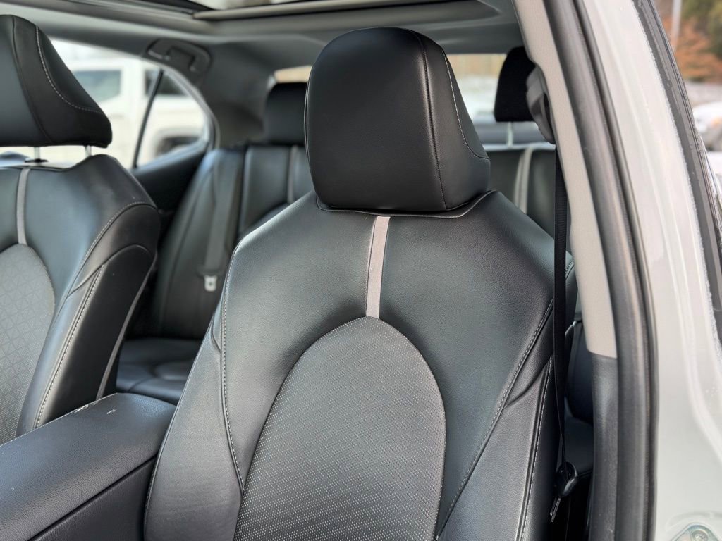 Used 2023 Toyota Camry XSE w/ Blackout Package (TMS) image 10