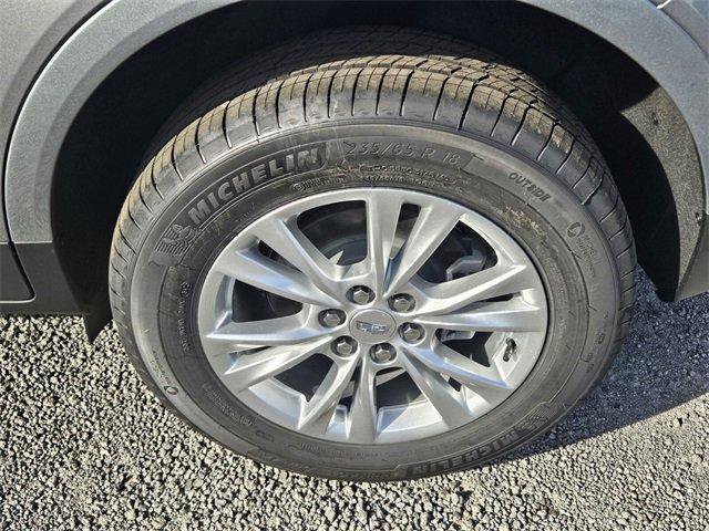 New 2026 Cadillac XT5 Luxury image 12