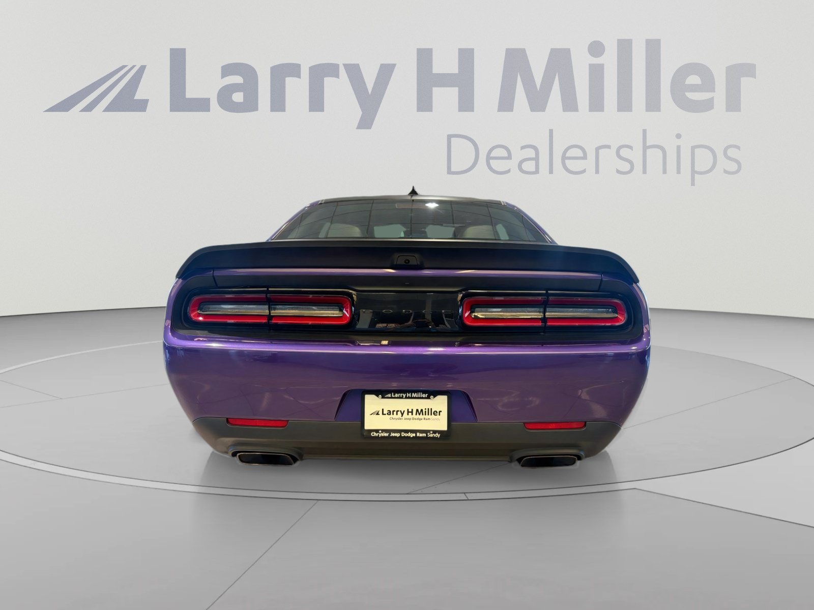Used 2023 Dodge Challenger SRT Hellcat Redeye RWD image 4